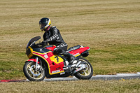 cadwell-park;cadwell-park-photographs;cadwell-trackday-photographs;enduro-digital-images;event-digital-images;eventdigitalimages;peter-wileman-photography;racing-digital-images;trackday-digital-images;trackday-photos